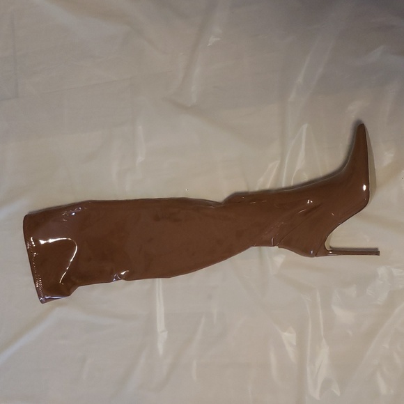 Steve Madden Vanquish Woman's Faux Leather Over the knee thigh high Cognac Paten - Picture 2 of 16